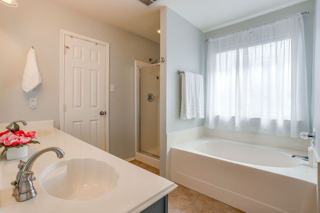 1151 Whispering Meadows, Crowley, TX 76036