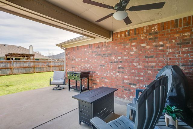 1151 Whispering Meadows, Crowley, TX 76036