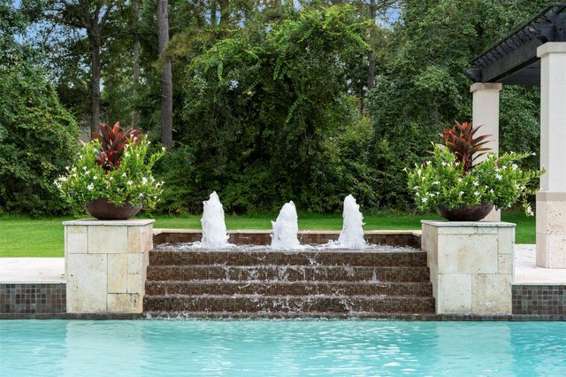 27715 E Benders Landing Boulevard, Spring, TX 77386