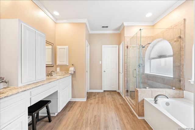 18306 Edwards Oaks, San Antonio, TX 78259