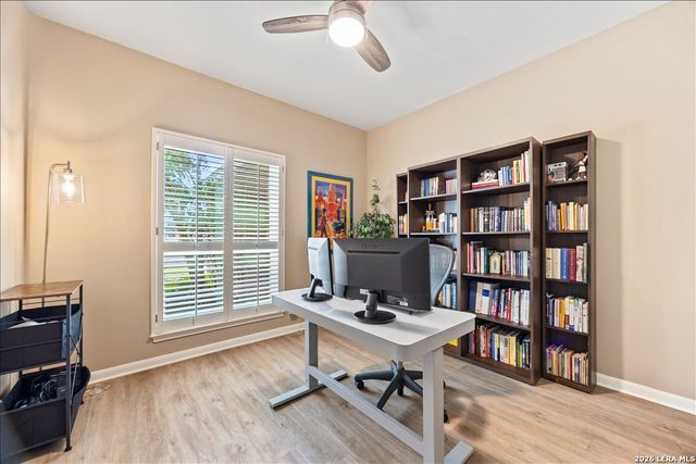 18306 Edwards Oaks, San Antonio, TX 78259
