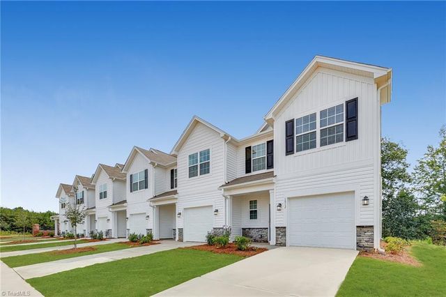 1803 Pheasant Trace Circle, Kernersville, NC 27284