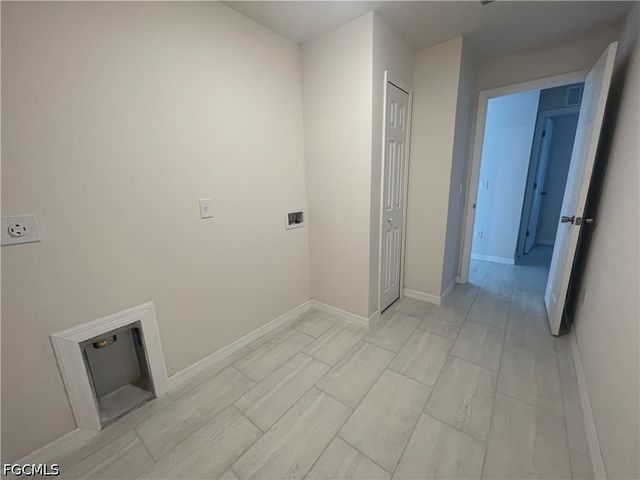 2828 NW 22nd AVE, Cape Coral, FL 33993