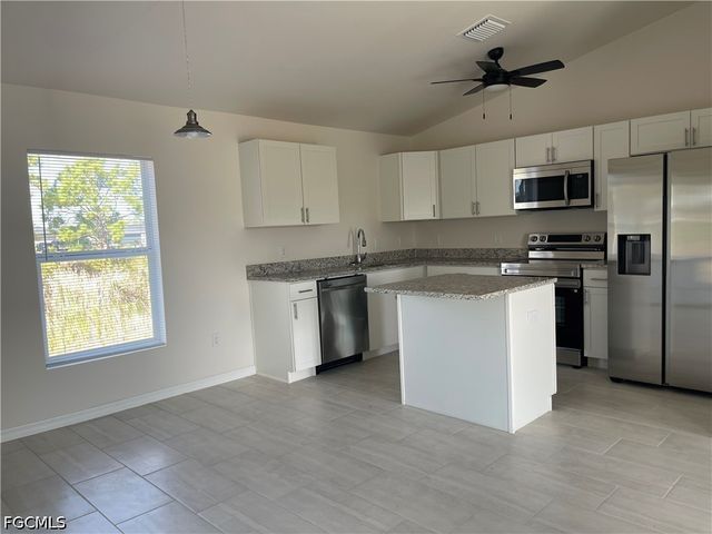 2828 NW 22nd AVE, Cape Coral, FL 33993