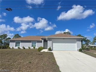 2828 NW 22nd AVE, Cape Coral, FL 33993
