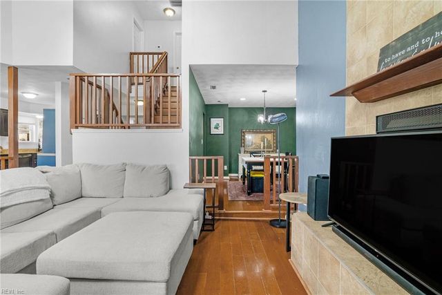 3860 Tiffany LN, Virginia Beach, VA 23456