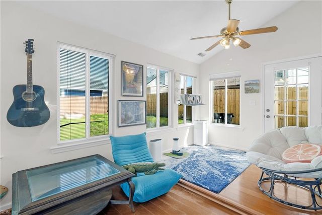 3860 Tiffany LN, Virginia Beach, VA 23456