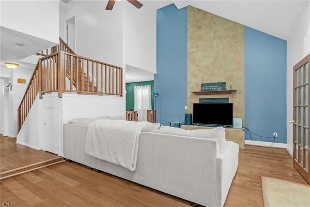 3860 Tiffany LN, Virginia Beach, VA 23456