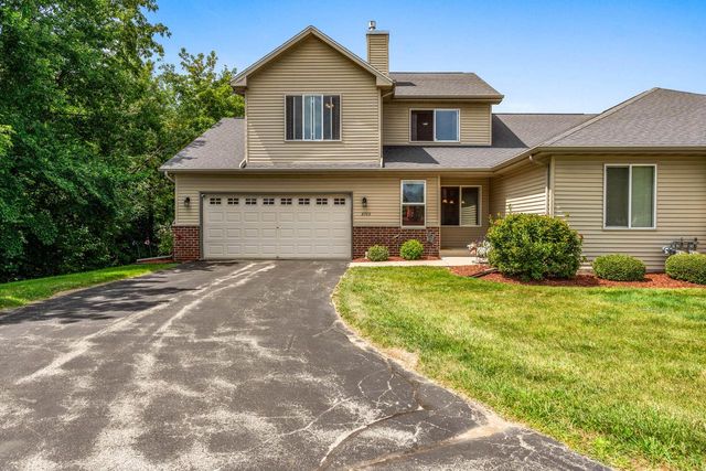 2703 E Somers COURT, Cudahy, WI 53110