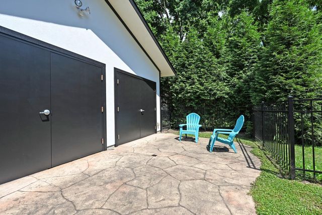 725 Greenville Avenue, Glendale, OH 45246