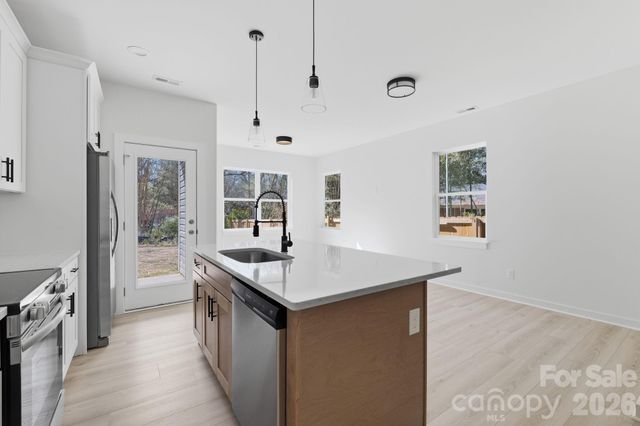 659 Stillgreen Lane, Charlotte, NC 28214