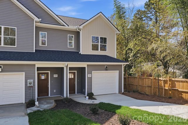 659 Stillgreen Lane, Charlotte, NC 28214