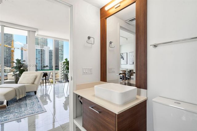 601 NE 27th St 1001, Miami, FL 33137