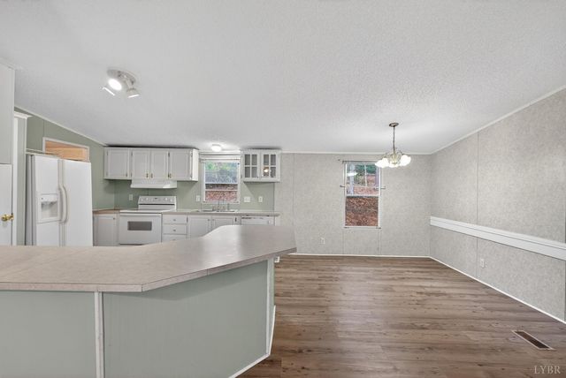 140 Garford Road, Madison Heights, VA 24572