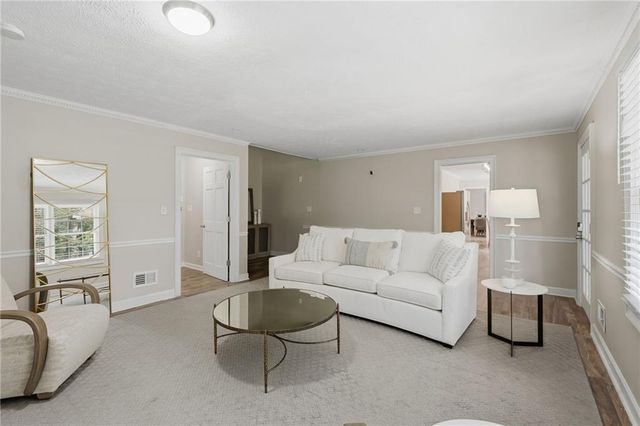 835 Lockriver Way, Lawrenceville, GA 30044