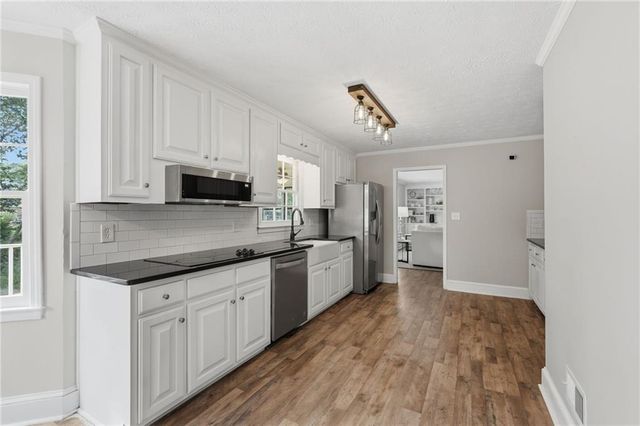 835 Lockriver Way, Lawrenceville, GA 30044