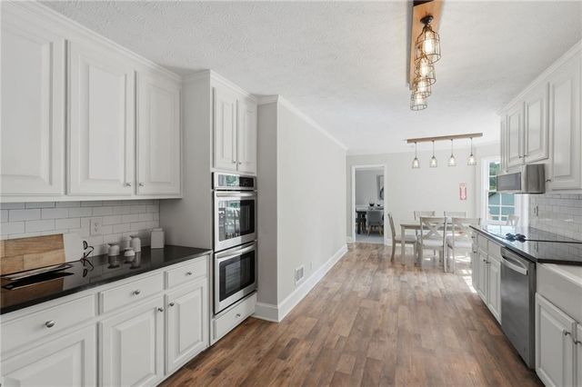 835 Lockriver Way, Lawrenceville, GA 30044