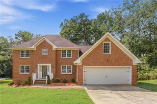 835 Lockriver Way, Lawrenceville, GA 30044