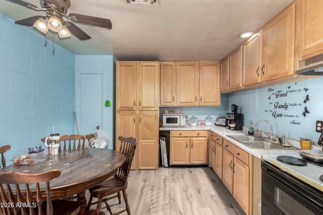 5001 S 19TH Drive, Phoenix, AZ 85041