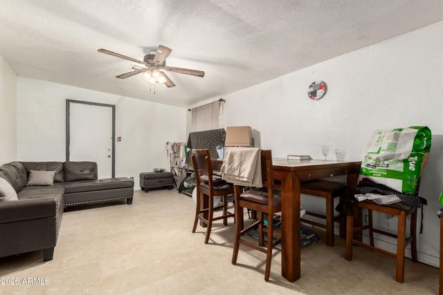 5001 S 19TH Drive, Phoenix, AZ 85041