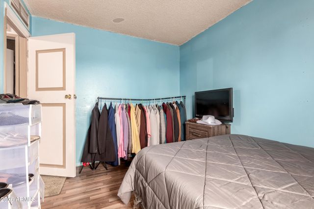 5001 S 19TH Drive, Phoenix, AZ 85041