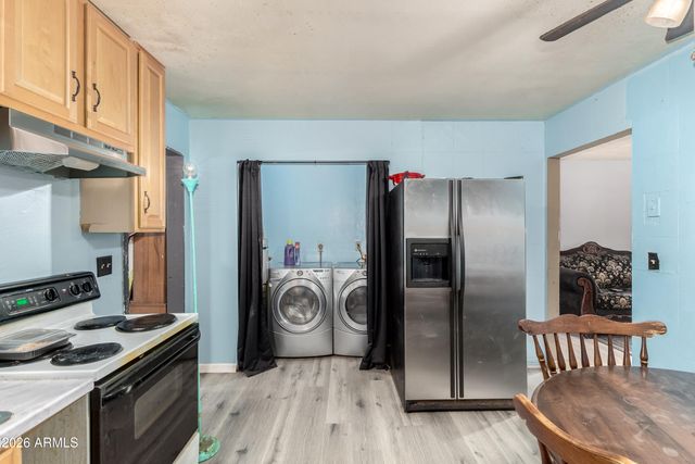 5001 S 19TH Drive, Phoenix, AZ 85041