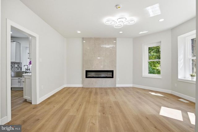 249 WASHINGTON LN, Jenkintown, PA 19046