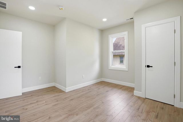 249 WASHINGTON LN, Jenkintown, PA 19046