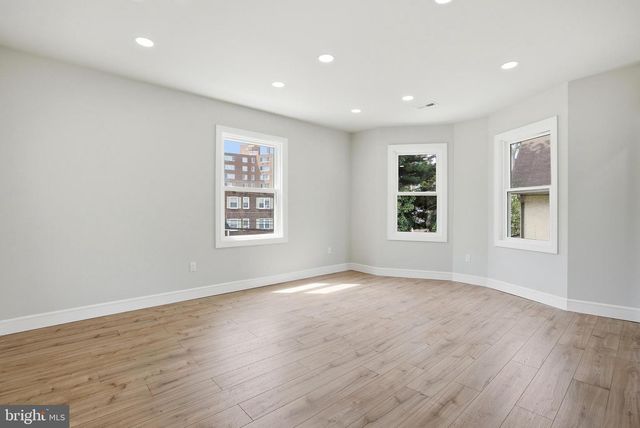249 WASHINGTON LN, Jenkintown, PA 19046