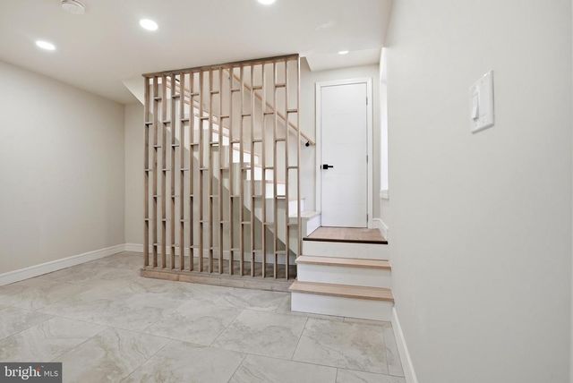 249 WASHINGTON LN, Jenkintown, PA 19046