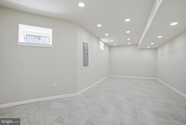 249 WASHINGTON LN, Jenkintown, PA 19046