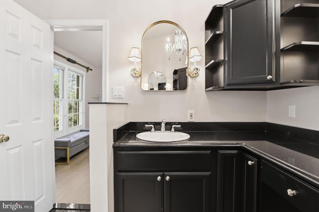 2117 PATTY LN, Vienna, VA 22182