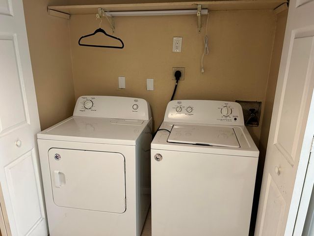 2513 S 17th Street 207, Fort Pierce, FL 34982