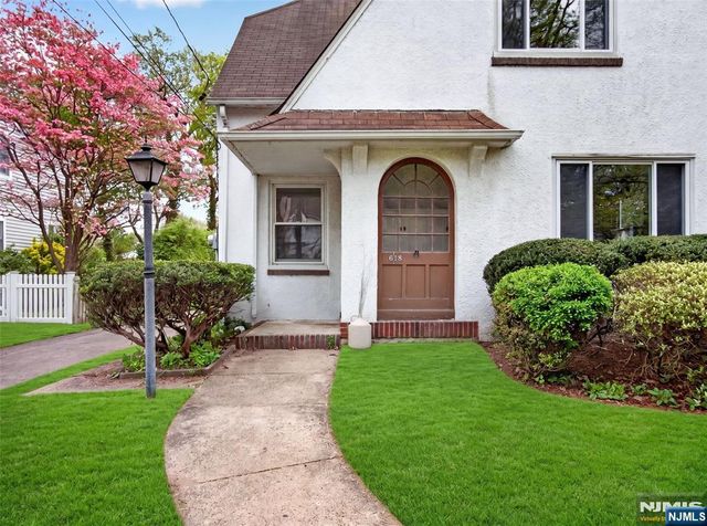 618 Wyndemere Avenue, Ridgewood, NJ 07450