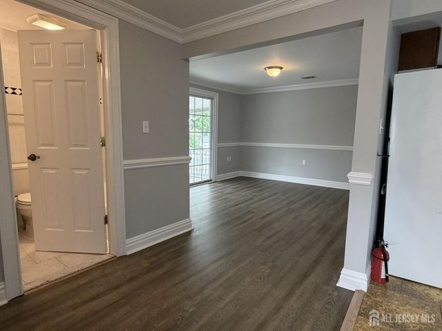 170 Central Avenue B, Metuchen, NJ 08840