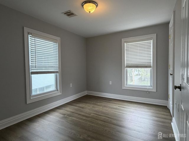 170 Central Avenue B, Metuchen, NJ 08840