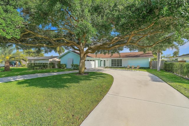 4193 HYACINTH Circle N, Palm Beach Gardens, FL 33410