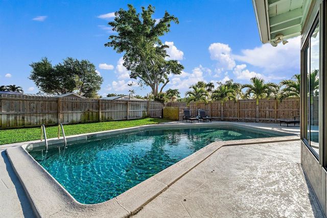 4193 HYACINTH Circle N, Palm Beach Gardens, FL 33410