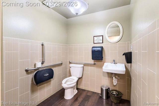 4654 WATER Street, Columbiaville Village, MI 48421