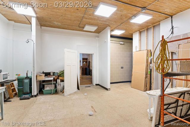 4654 WATER Street, Columbiaville Village, MI 48421