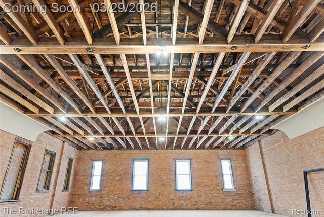 4654 WATER Street, Columbiaville Village, MI 48421