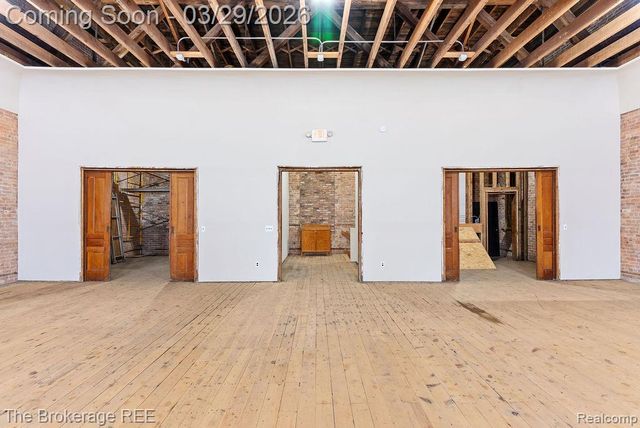 4654 WATER Street, Columbiaville Village, MI 48421