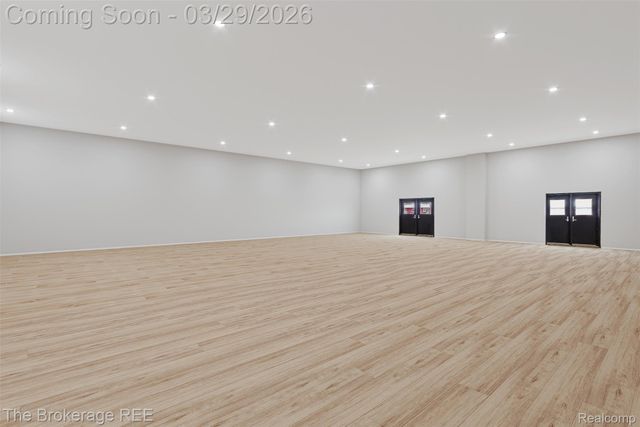 4654 WATER Street, Columbiaville Village, MI 48421