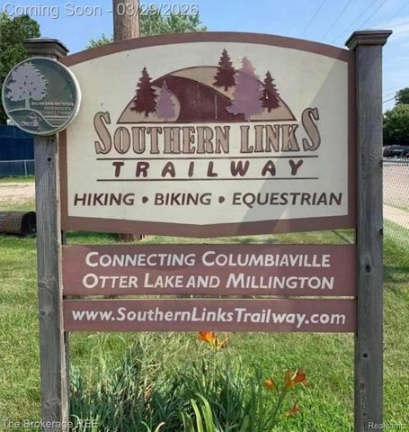 4654 WATER Street, Columbiaville Village, MI 48421