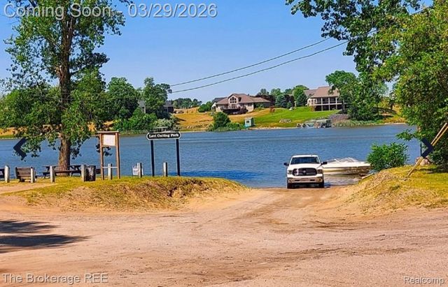 4654 WATER Street, Columbiaville Village, MI 48421