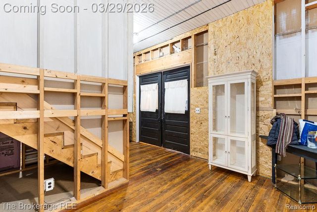 4654 WATER Street, Columbiaville Village, MI 48421