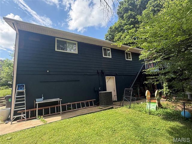 334 Pleasant Ridge Road, Fairview Heights, IL 62208