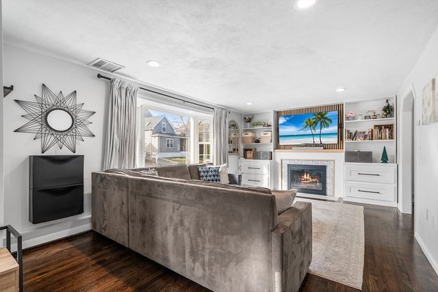 26 Berlin Ave, Milton, MA 02186