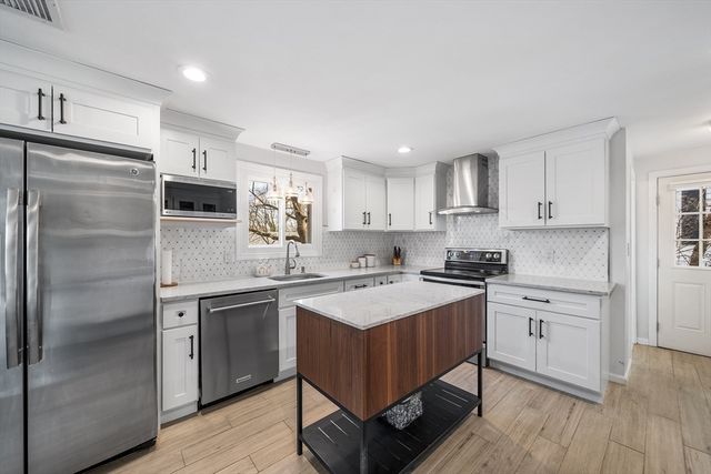 26 Berlin Ave, Milton, MA 02186