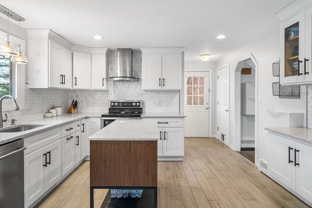 26 Berlin Ave, Milton, MA 02186